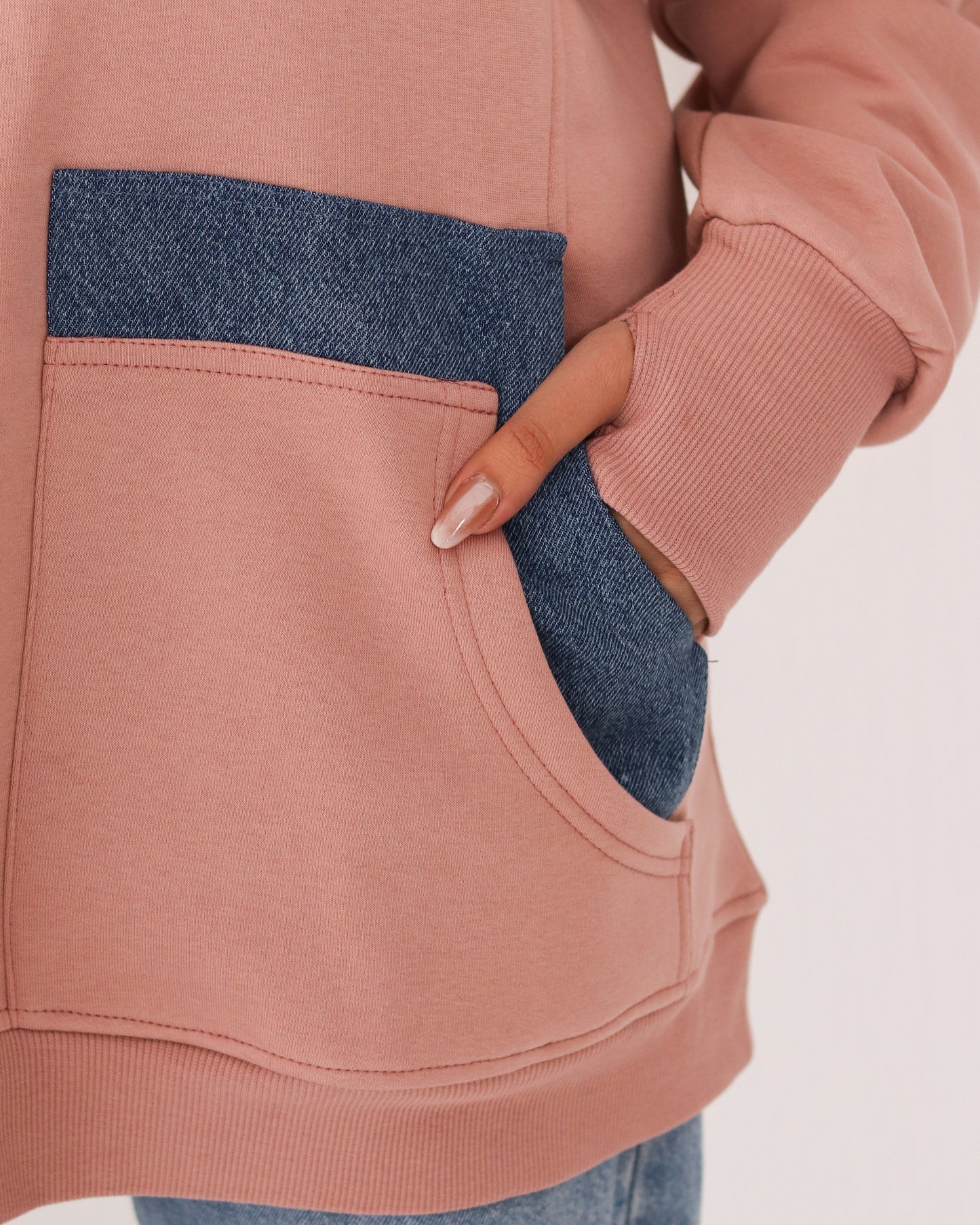 Pocket Twist Hoodie - Cashmere