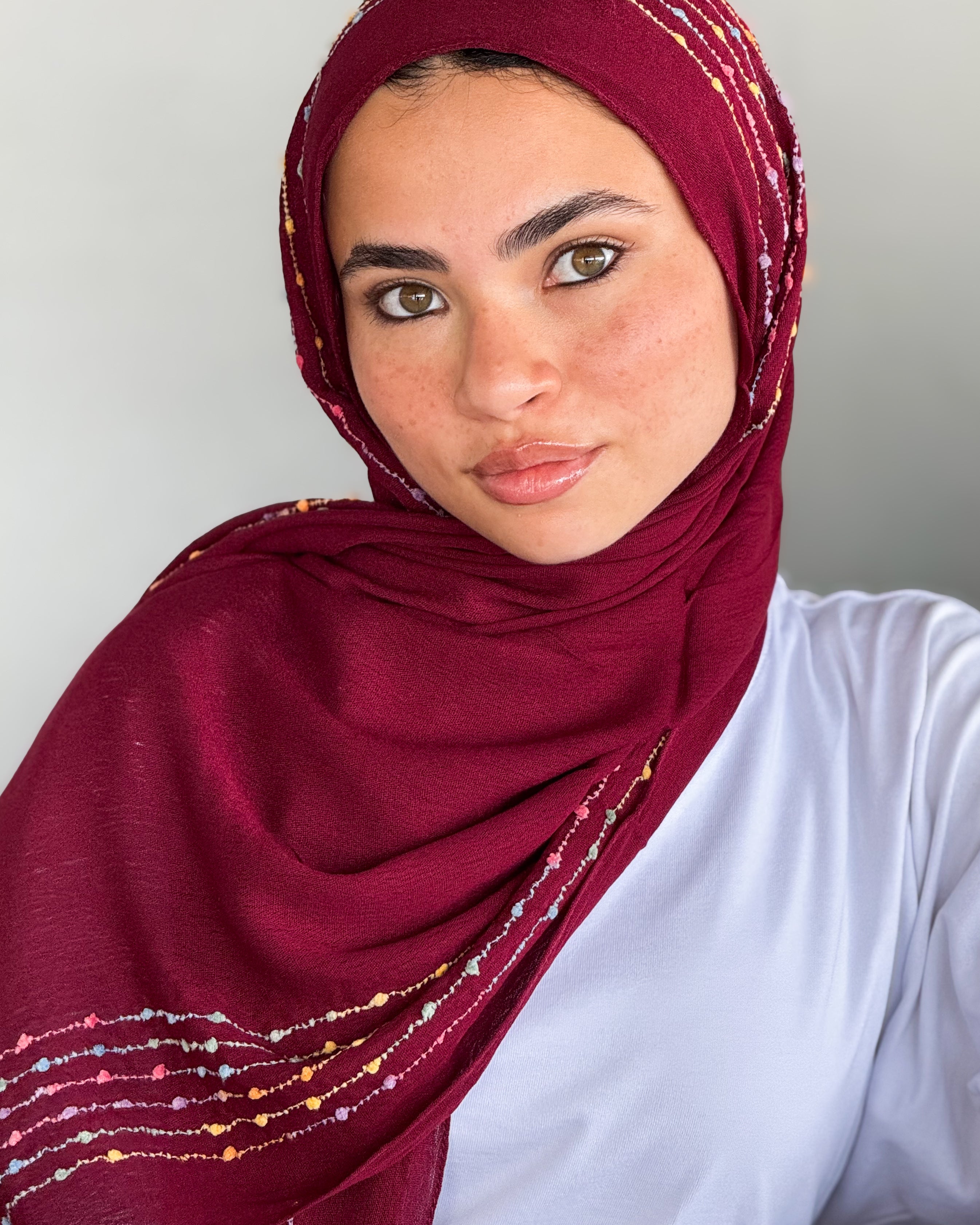Twist of Lines Hijab - Burgundy