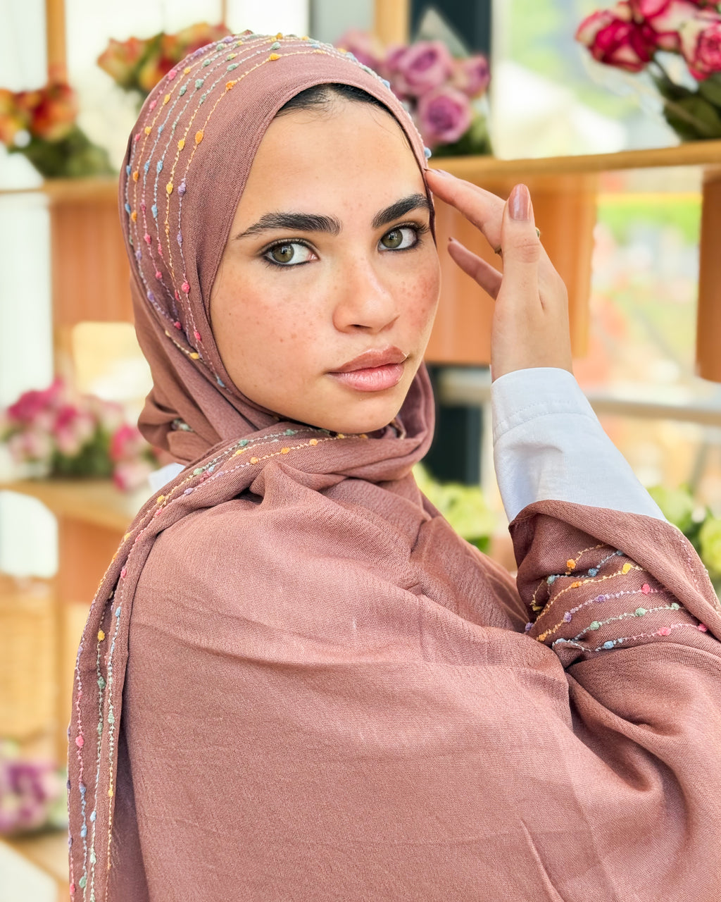 Twist of Lines Hijab - Wood Rose