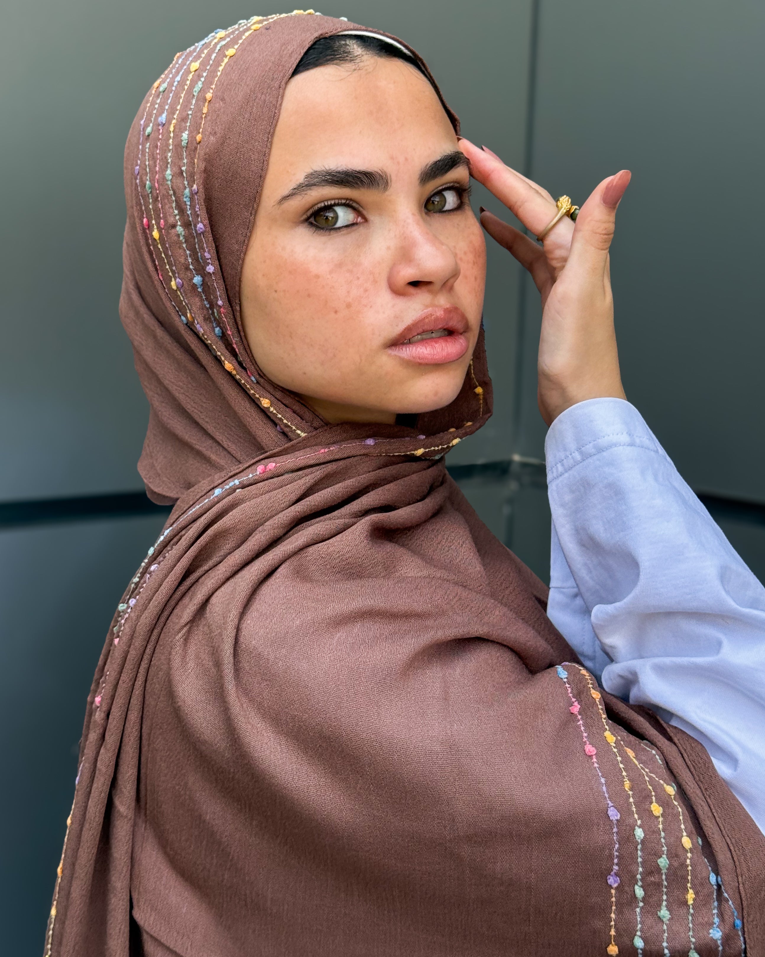 Twist of Lines Hijab - Chocolate