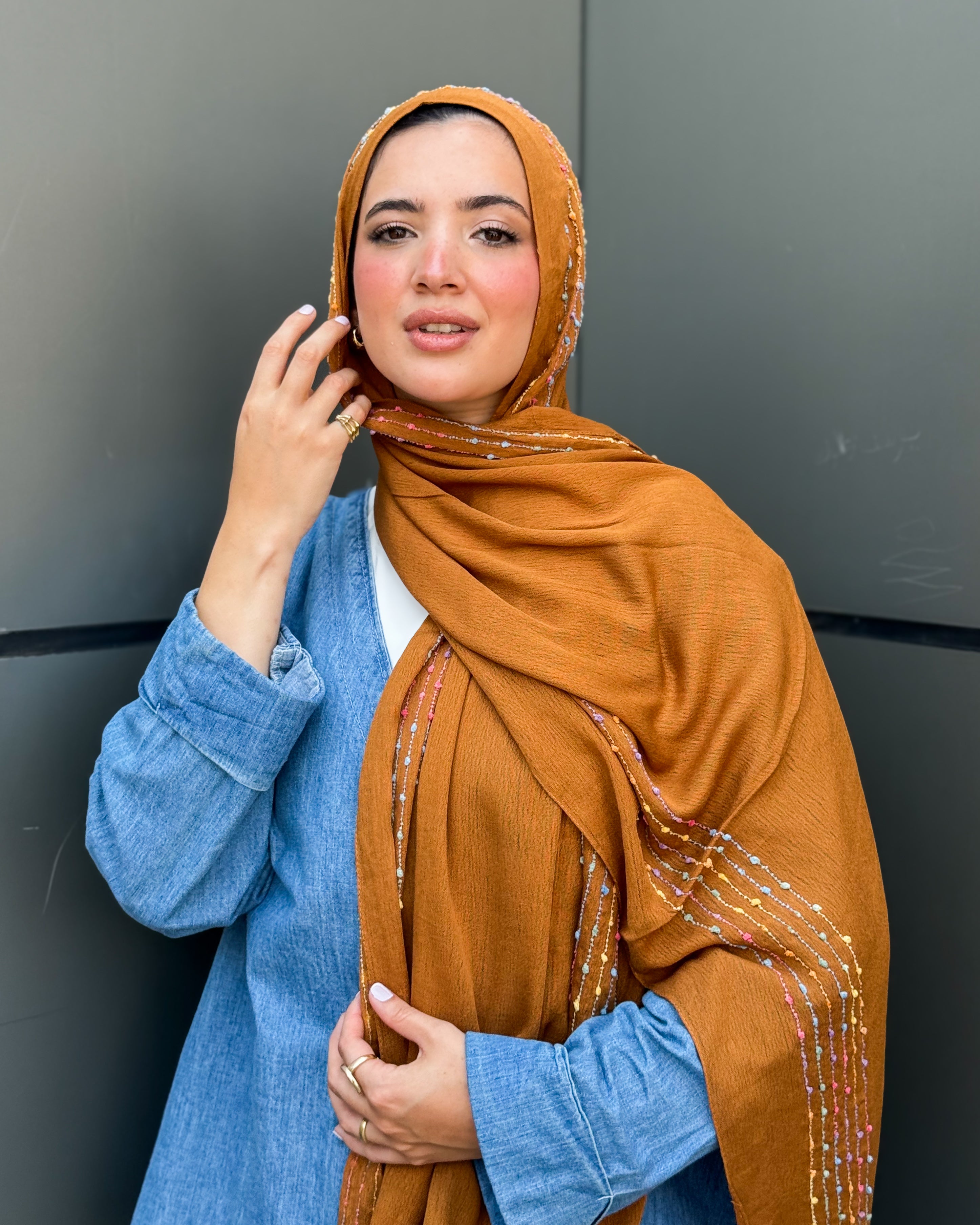 Twist of Lines Hijab - Camel