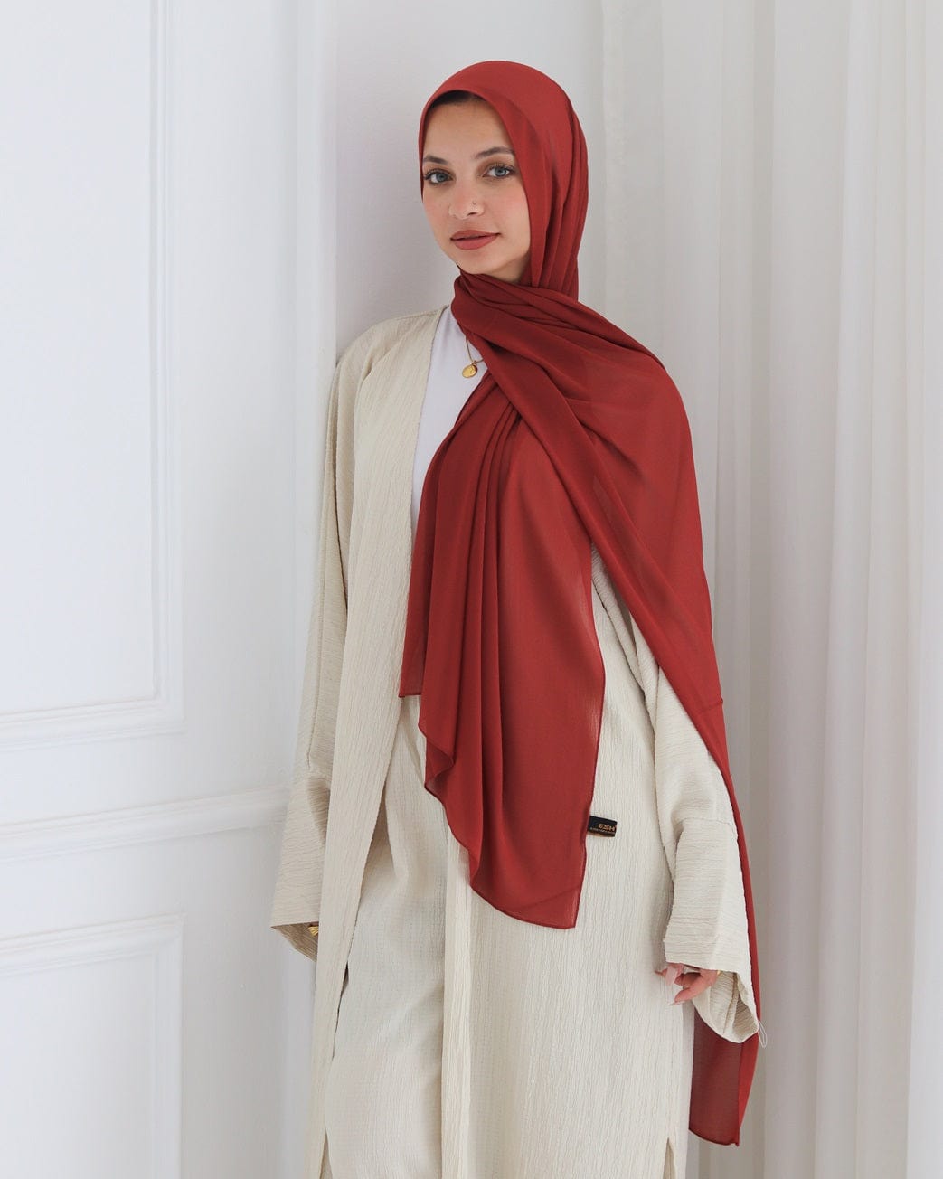 esh-esh Carmine Red Premium Red Hijab