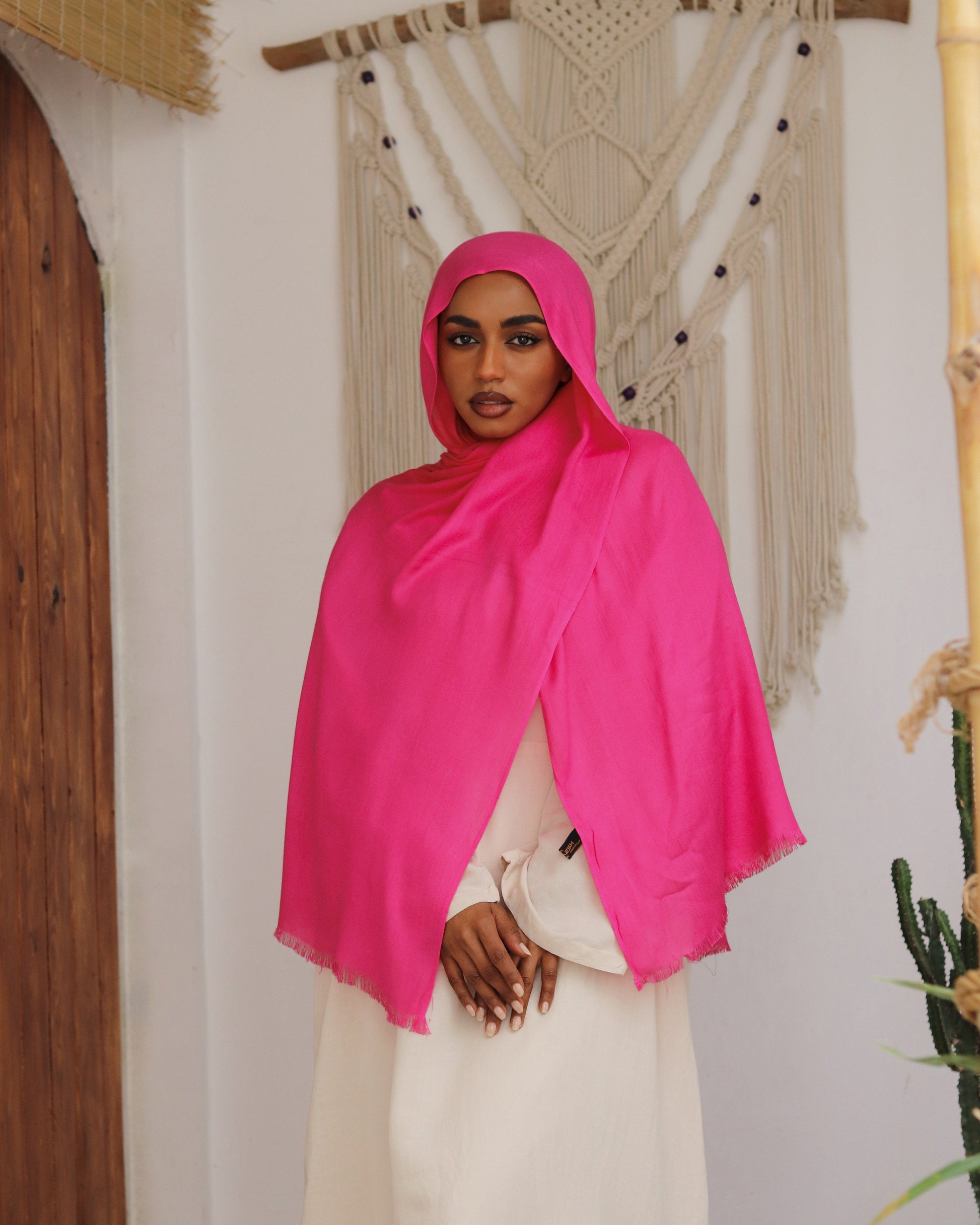 esh-esh Cotton Ash Hijab - Hot Pink