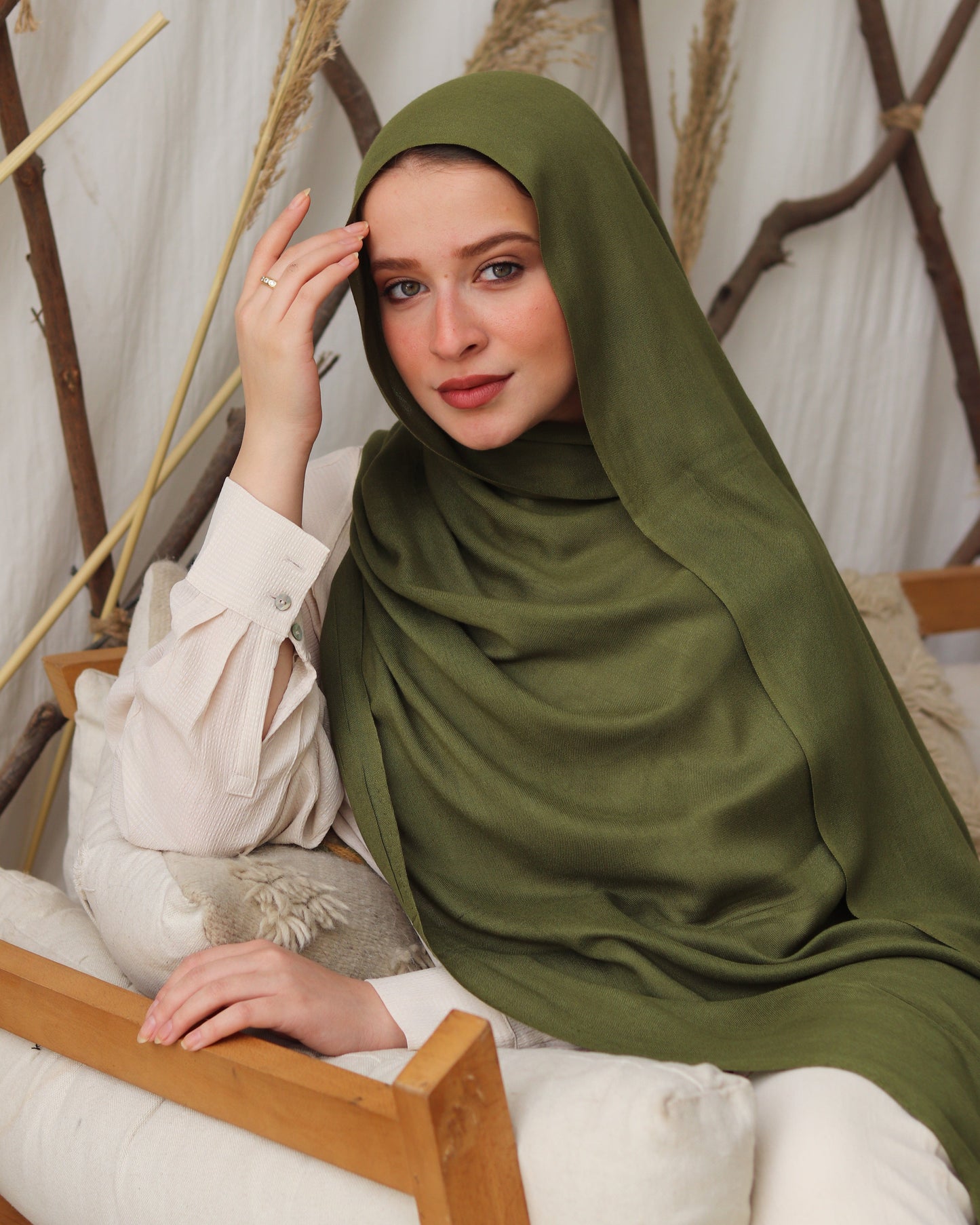 esh-esh Cotton Ash Hijab - Olive