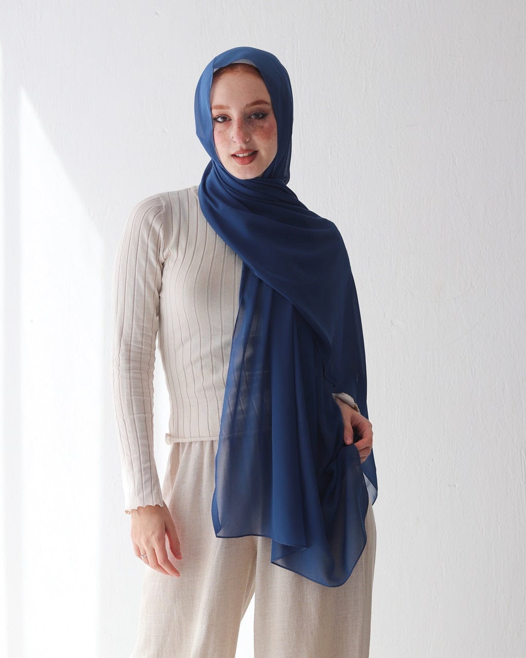 esh-esh Navy Premium Blue Hijab