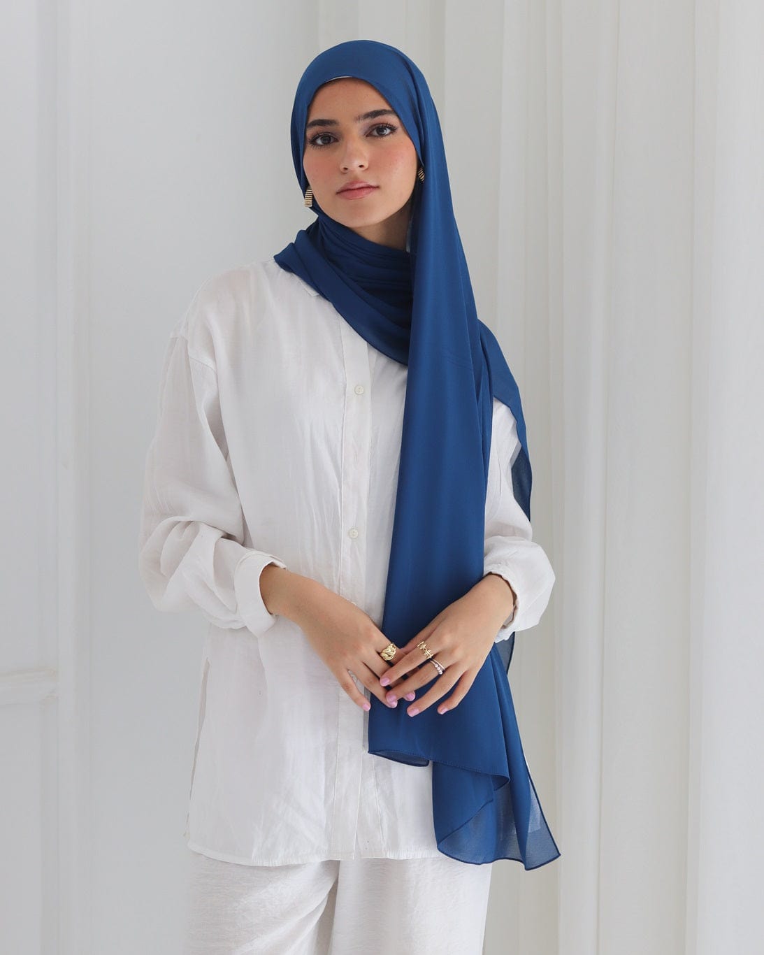 esh-esh Night Blue Premium Blue Hijab