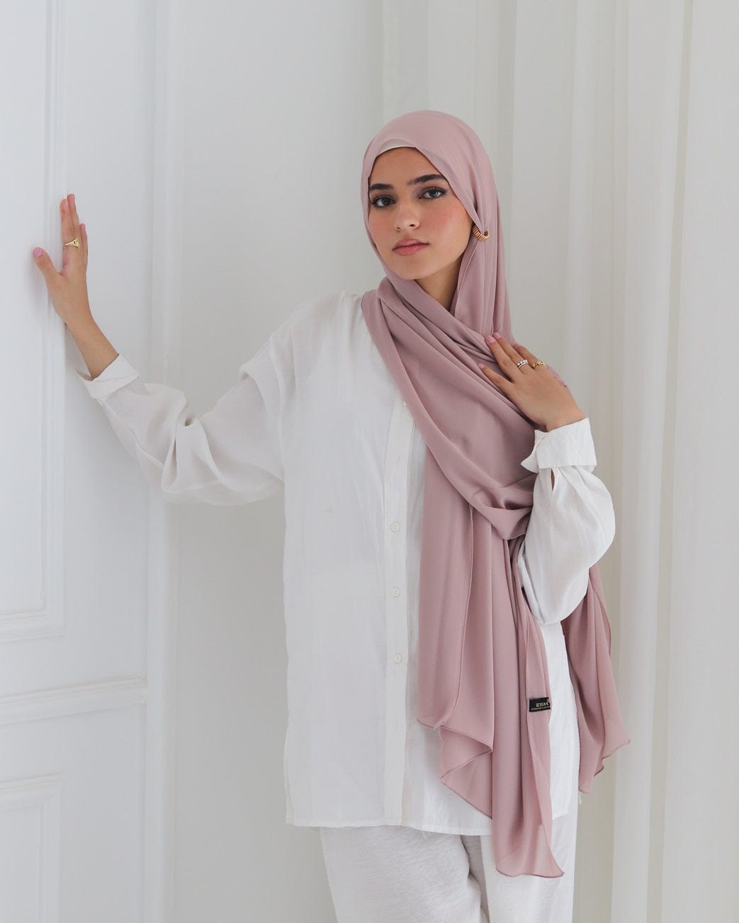 esh-esh Premium Pinky Hijab